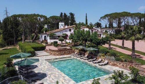 Villa with Garden View
