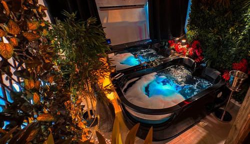Suite with Spa Bath