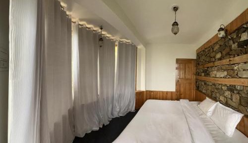 Double Room with Mountain View