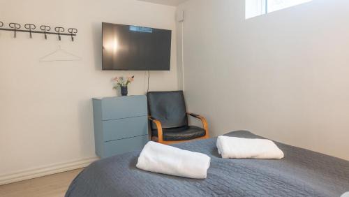 Double or Twin Room with Shared Bathroom