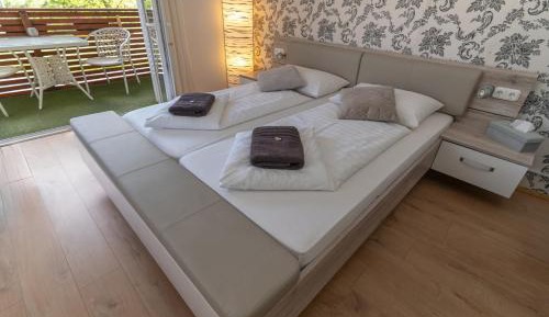 Double Room with Balcony (2 Adults + 1 Child)