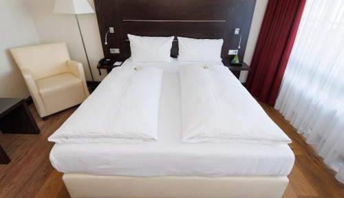 Comfort Double Room with City View