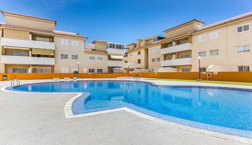 Superior One-Bedroom Apartment