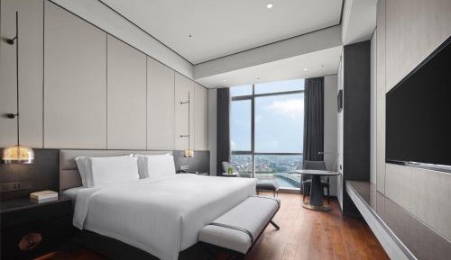 King Room with Lake View