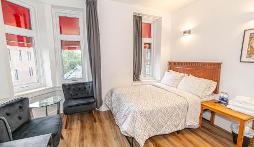 Double or Twin Room with Private Bathroom