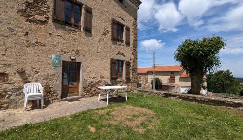 Holiday Home (6 Adults)