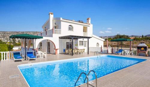 Five-Bedroom Villa