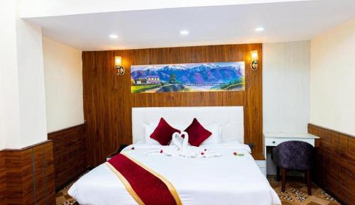 Standard King Room