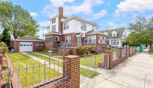 Six-Bedroom House