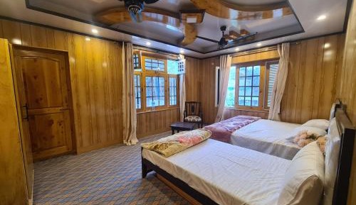 Triple Room with Mountain View