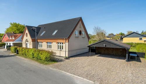 Six-Bedroom House