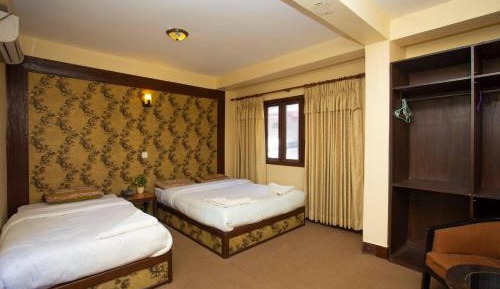 Deluxe Quadruple Room