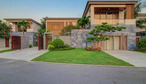 Villa with Sea View