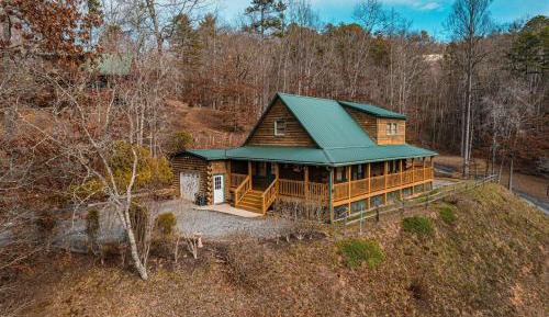 Two-Bedroom Holiday Home