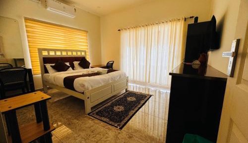 Double Room with Balcony and Sea View