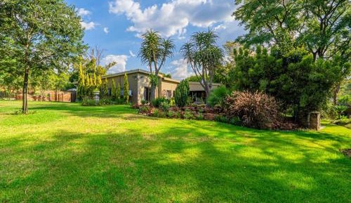 Deluxe Holiday Home