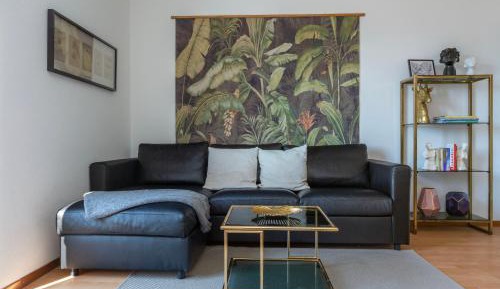 Two-Bedroom Deluxe Apartment with Balcony