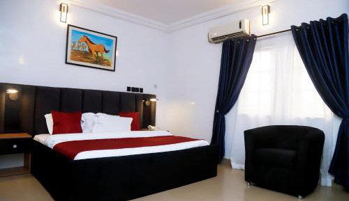 Deluxe King Room