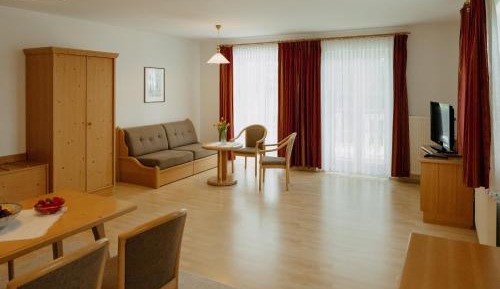 Suite with Garden View