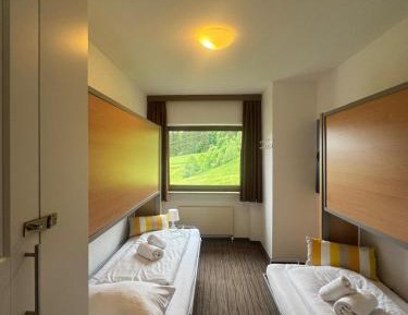Economy Twin Room