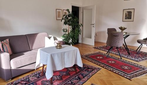 One-Bedroom Apartment with Garden View