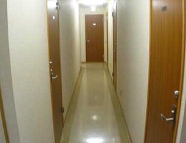 Single Room with Shared Bathroom