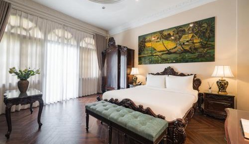 Deluxe City View Double or Twin Room