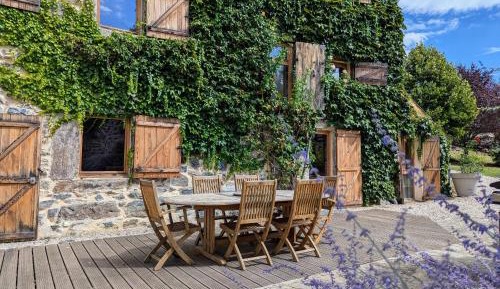 Holiday Home (6 Adults)