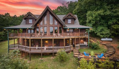 Six-Bedroom House