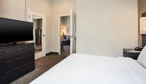 One-Bedroom King Suite with Sofa Bed 