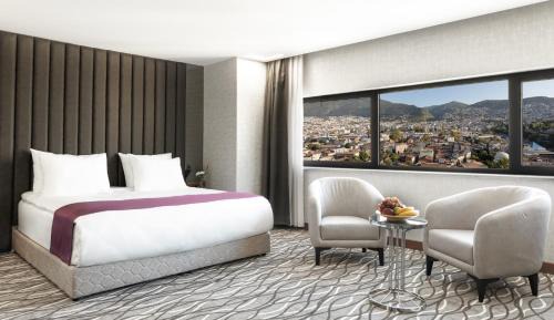 Superior King Room