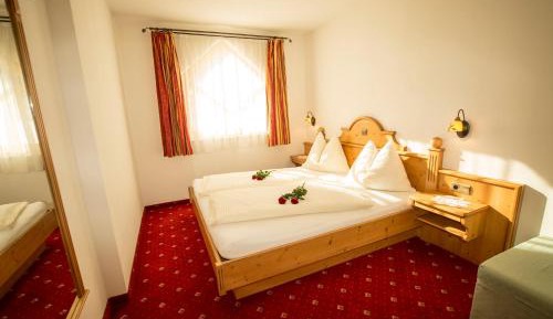 Large Two-Bedroom Apartment with Terrace