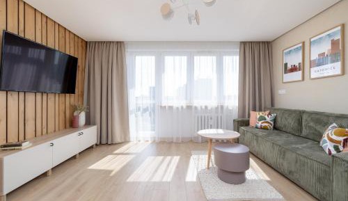 One-Bedroom Apartment with Balcony