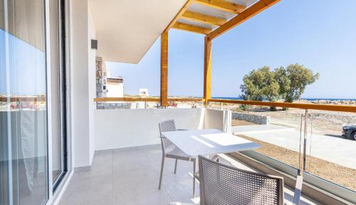 Studio with Sea View
