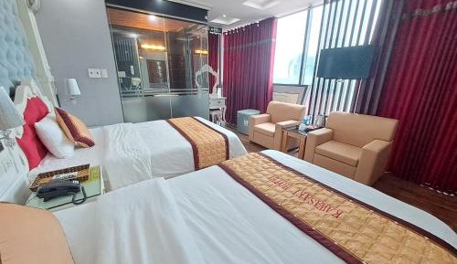 Twin Room with City View