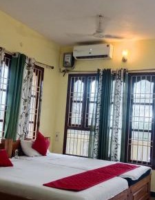 Deluxe Double Room with Balcony and Sea View