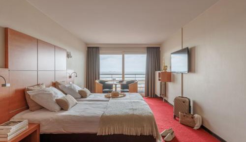 Deluxe Twin Room with Sea View