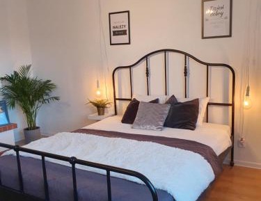 Double Room with Shared Bathroom