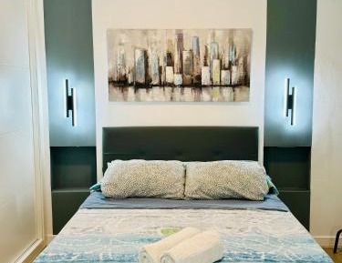 Deluxe Apartment