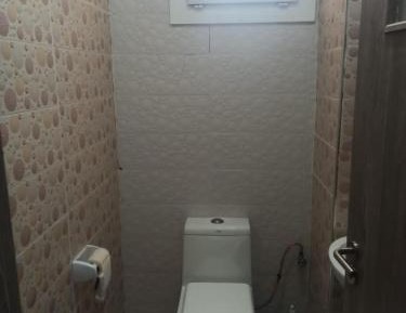 Three-Bedroom Apartment with Mountain View