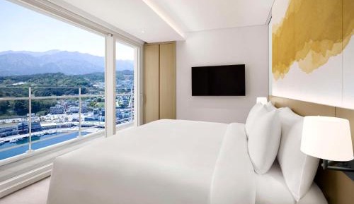 [Breakfast for 2] Junior Suite King with Harbor View