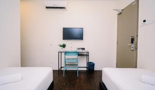 Standard Twin Room