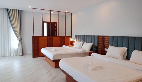 Twin Room with Balcony