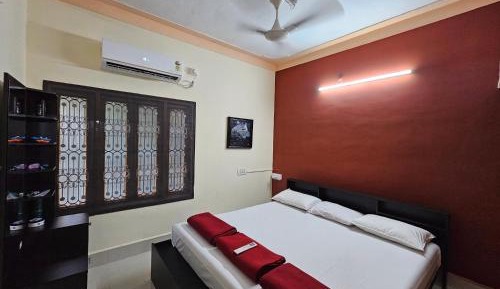Two-Bedroom Deluxe Apartment with Balcony
