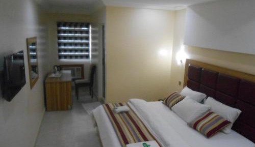 Queen Room