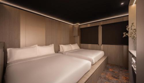 Family Room with 2 Queen Bed