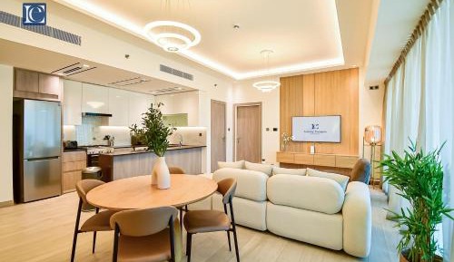 One-Bedroom Apartment with Balcony