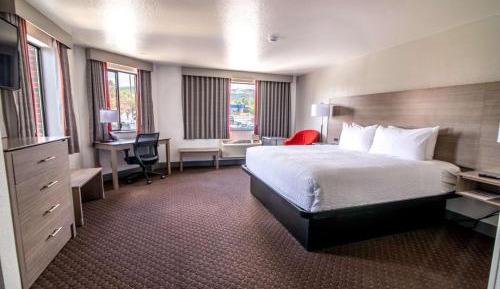 Family King Suite with Sofa Bed - Main Building/Non-Smoking