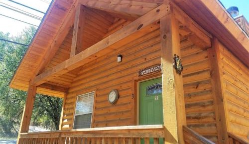 One-Bedroom Holiday Home