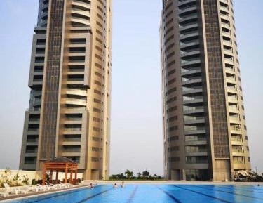 Three-Bedroom Premium Apartment with Balcony